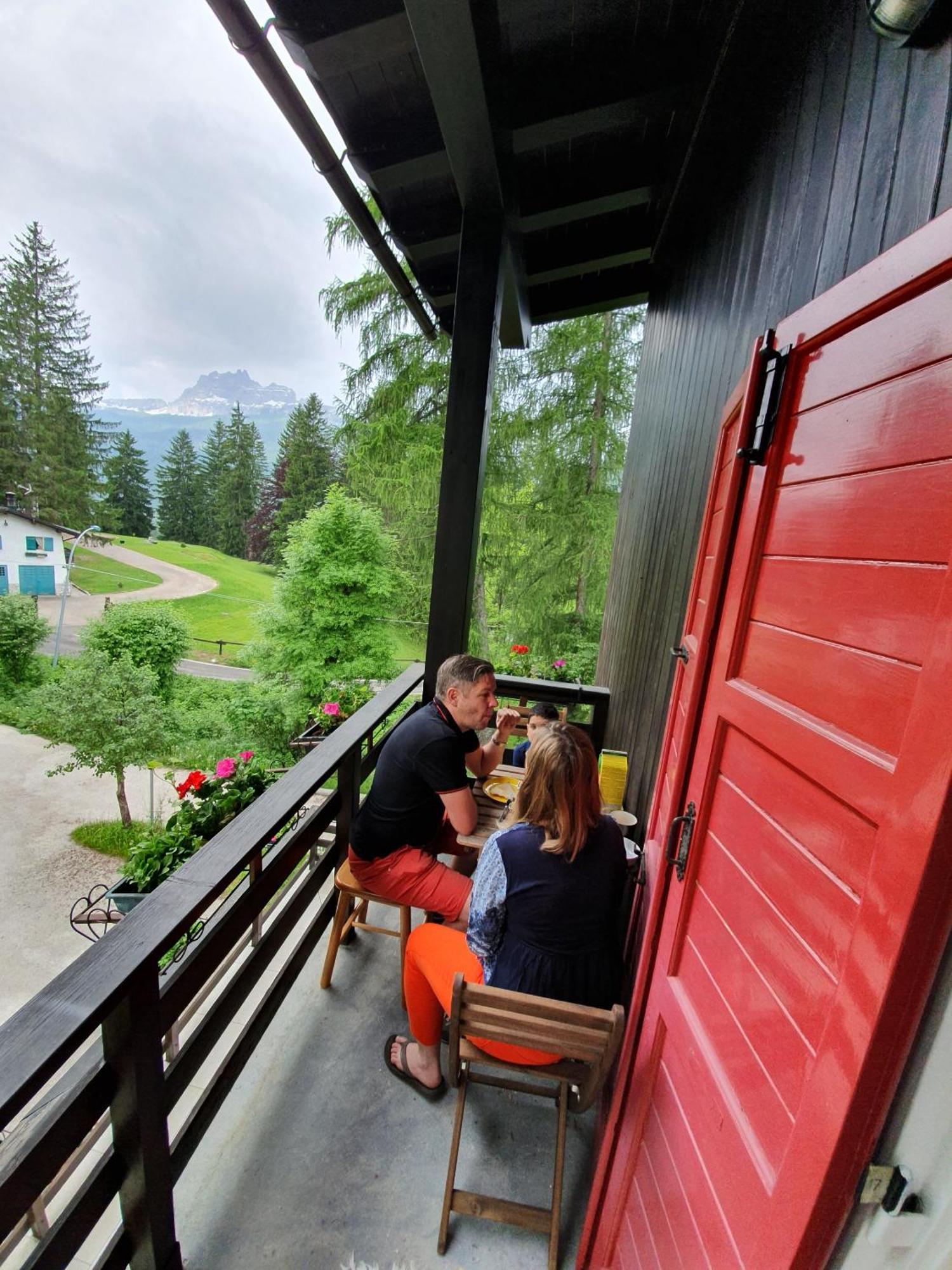 B&B Cristallo Cortina d'Ampezzo Bagian luar foto