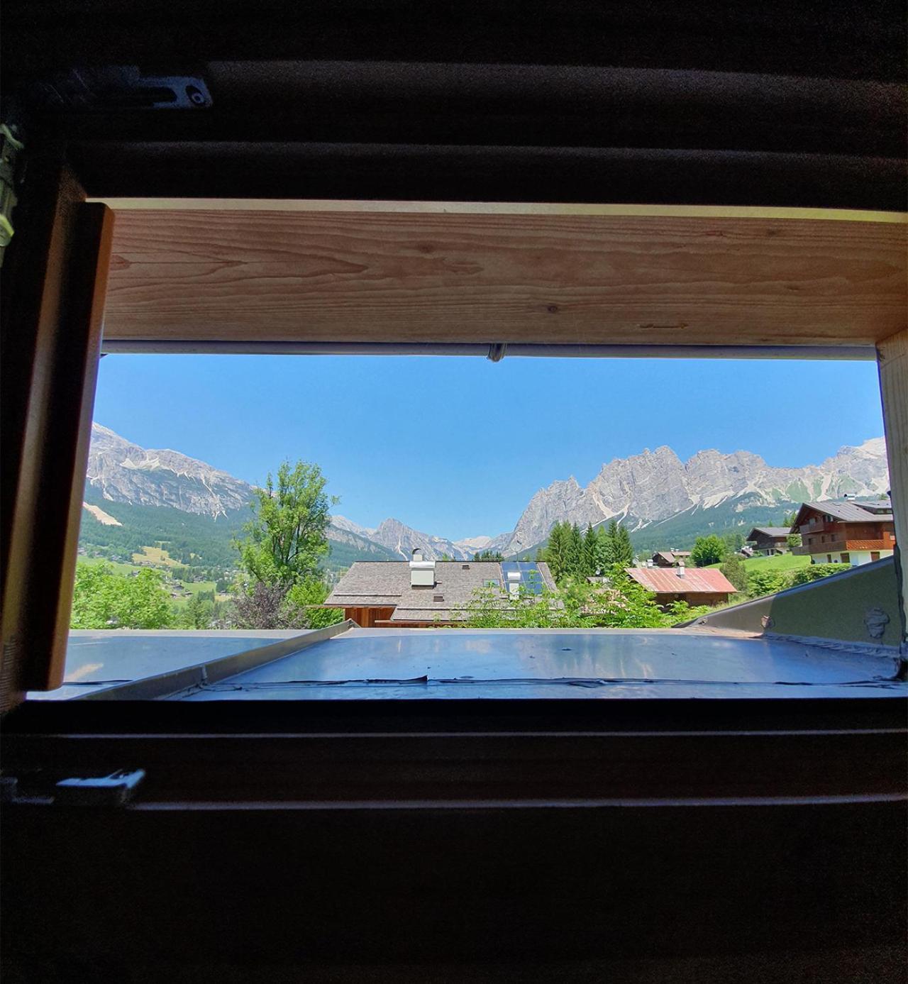 B&B Cristallo Cortina d'Ampezzo Bagian luar foto