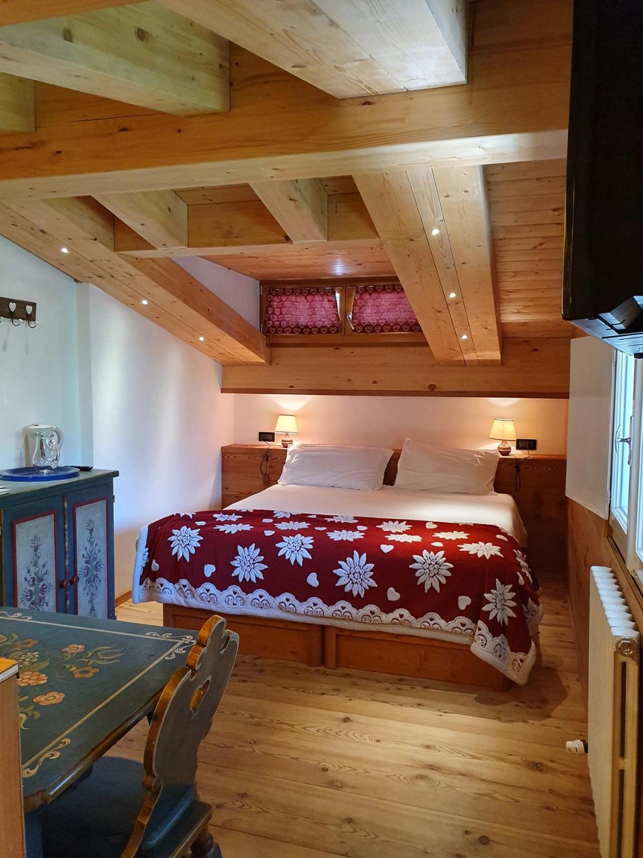 B&B Cristallo Cortina d'Ampezzo Bagian luar foto
